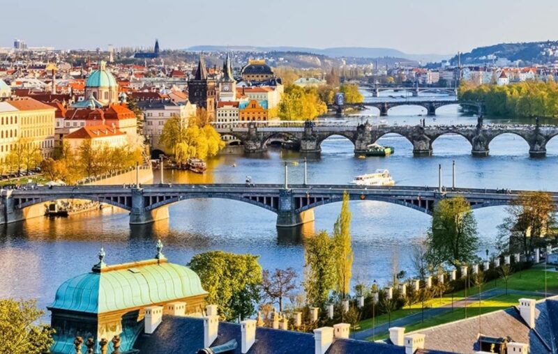 which-country-is-best-for-eye-surgery-prague