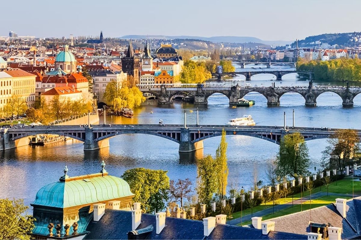 which-country-is-best-for-eye-surgery-prague